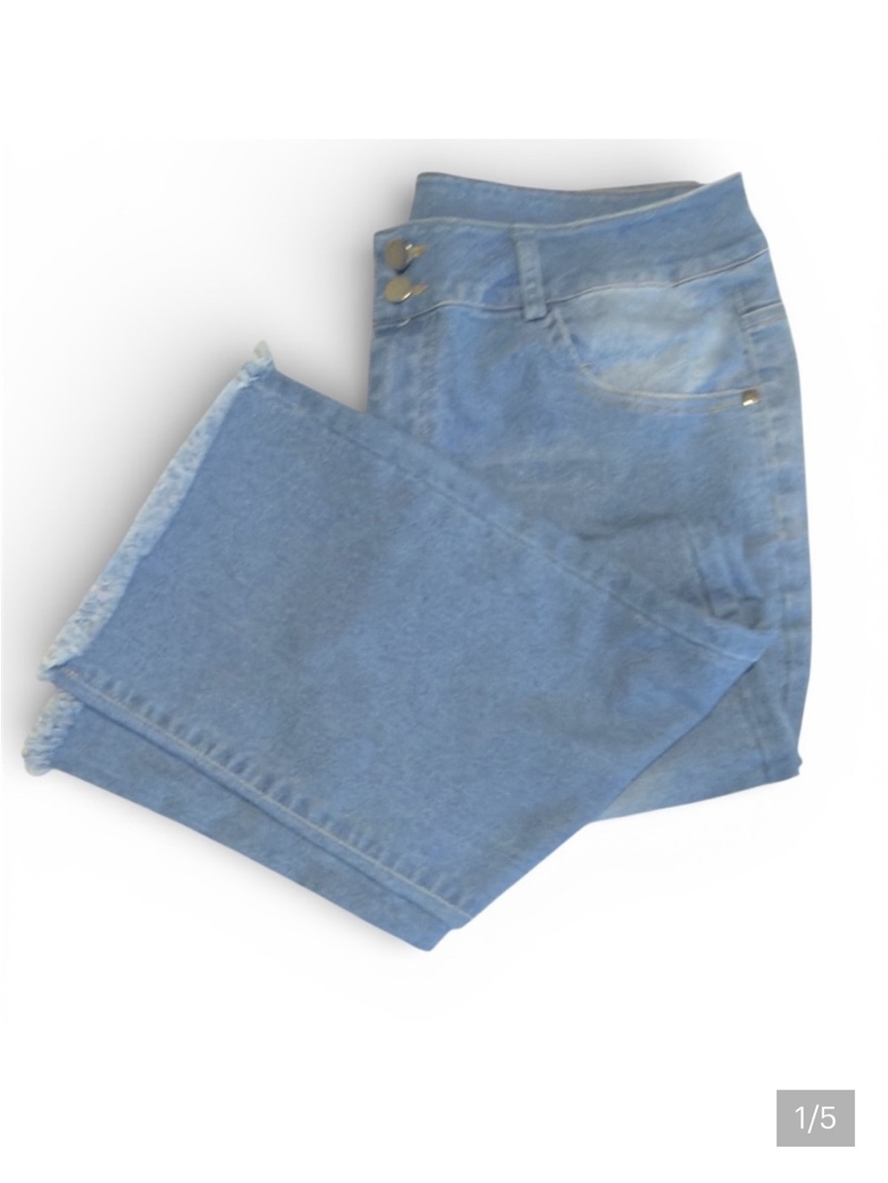 Classic blue straight legged denim jeans with raw hem Women’s size large | cc1